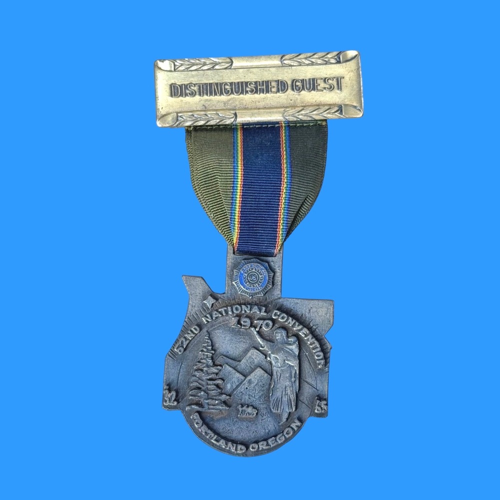 Vintage 1970 American Legion 52nd National Convention Portland Oregon Medal Pin
